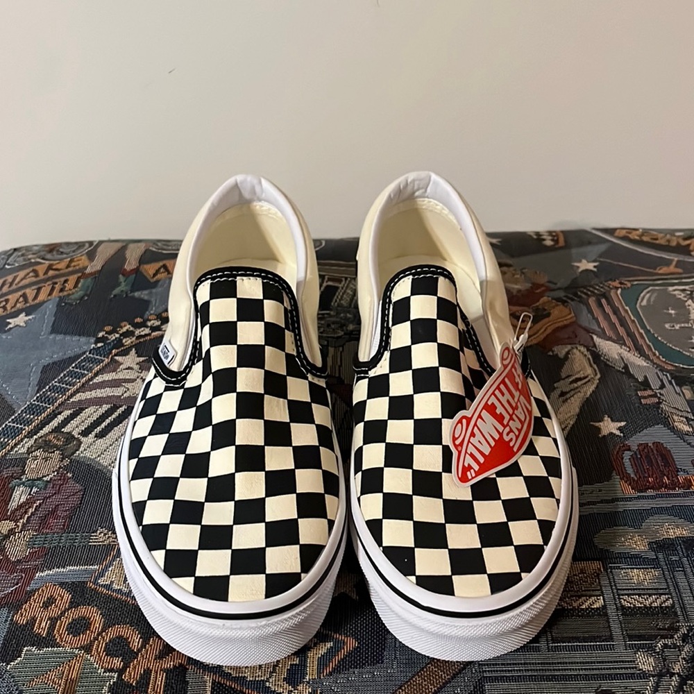 Women’s vans color checkered board 8.5 never worn